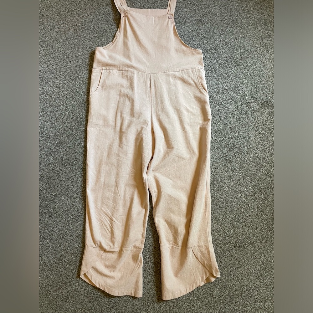 Cute cream-colored romper - Picture 3 of 4
